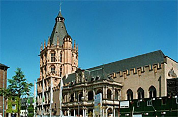 Bild des Rathauses der Stadt Kln